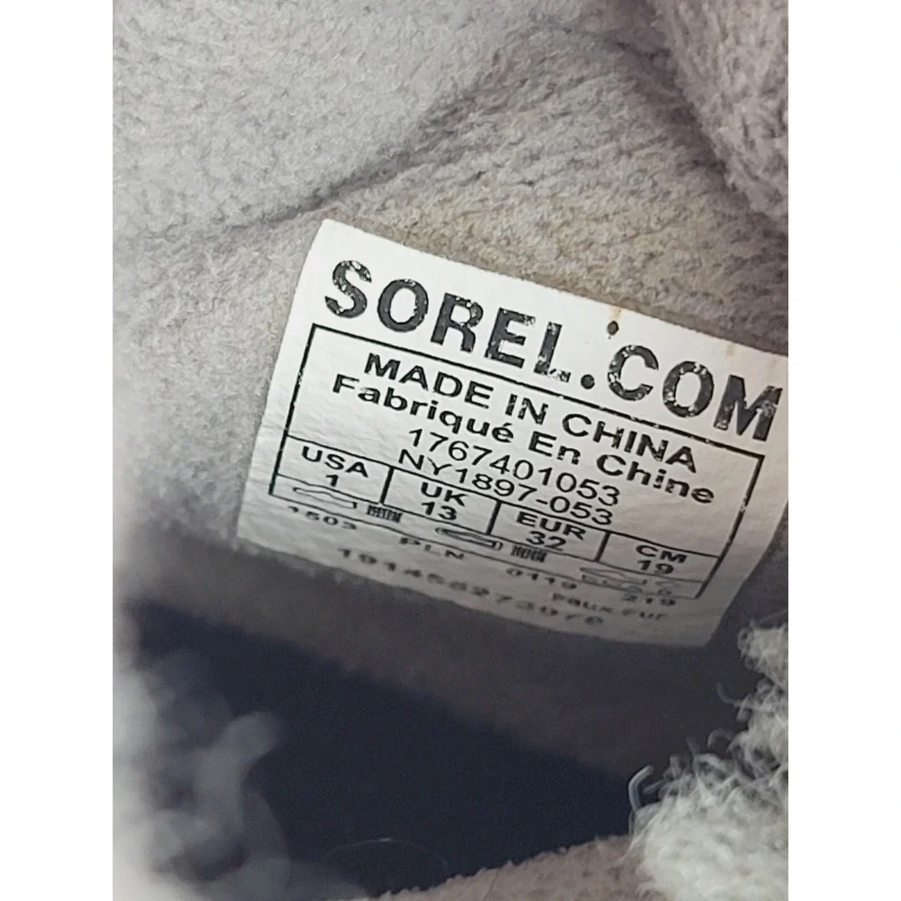 Sorel lace up